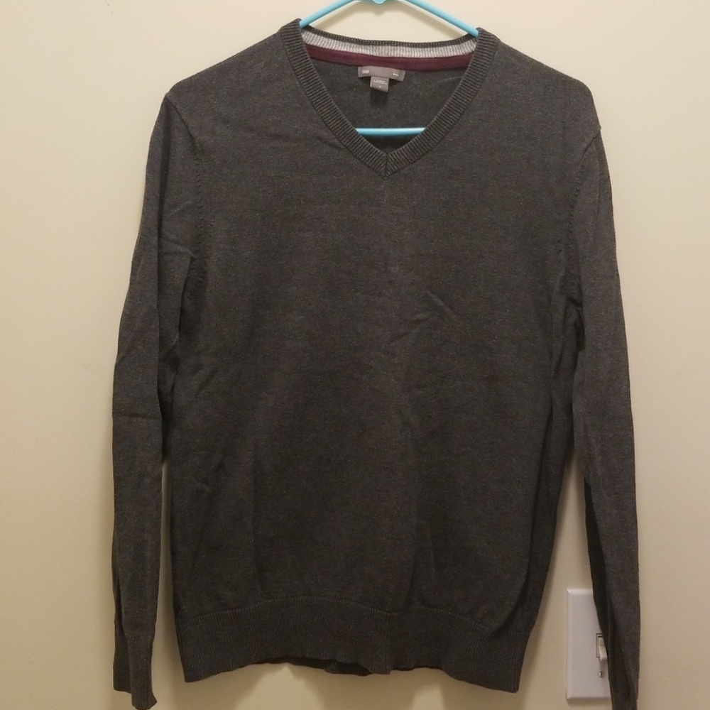 MENS Gap long sleeve V neck sweater